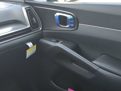 New 2026 Kia Sorento S image 14