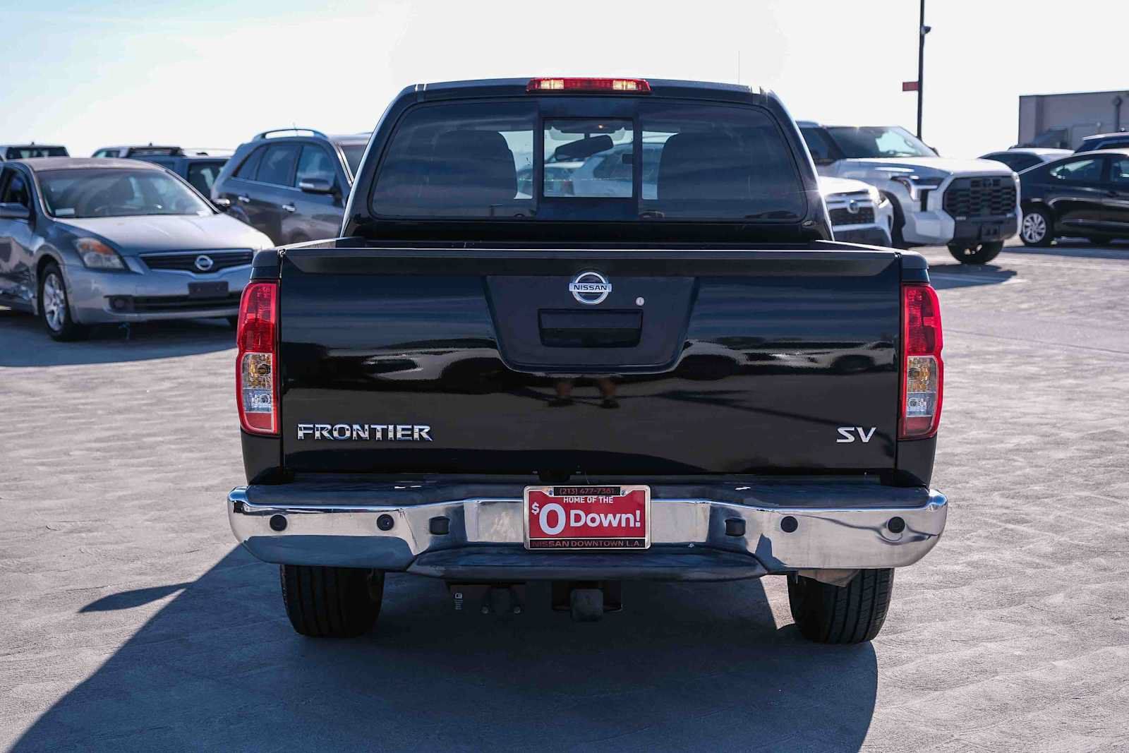 Used 2018 Nissan Frontier SV w/ Value Truck Package RWD image 5