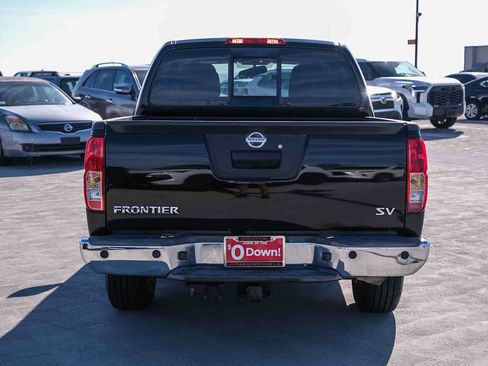 Used 2018 Nissan Frontier SV w/ Value Truck Package RWD image 5
