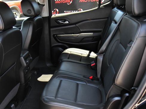 Used 2023 GMC Acadia SLT AWD/4WD image 36