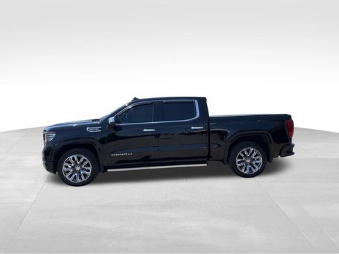 Used 2023 GMC Sierra 1500 Denali w/ Denali Reserve Package AWD/4WD image 4