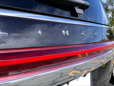 Used 2023 Lincoln Navigator Reserve image 31