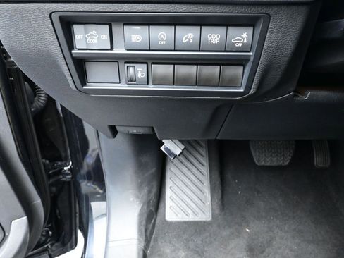 Used 2022 Toyota Tundra Limited image 16