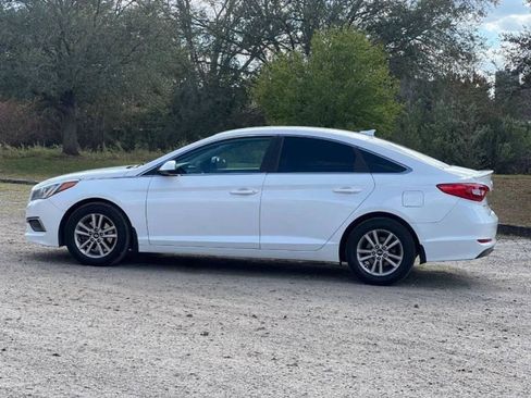 Used 2016 Hyundai Sonata SE w/ Cargo Package image 8