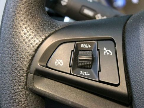 Used 2015 Chevrolet Cruze LT FWD image 19