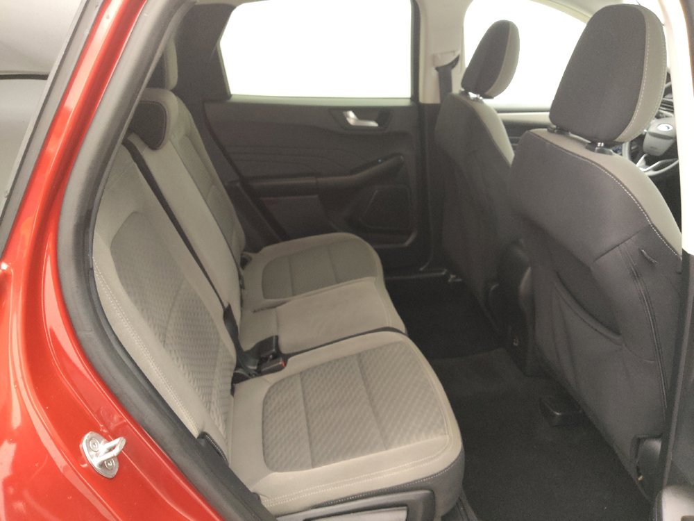 Used 2021 Ford Escape SE w/ SE Sport Appearance Package FWD image 19