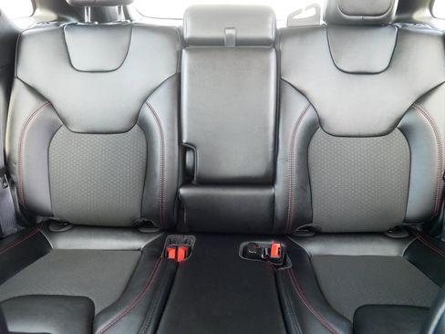 Used 2022 Jeep Cherokee Trailhawk w/ Sound & Nav Group image 13