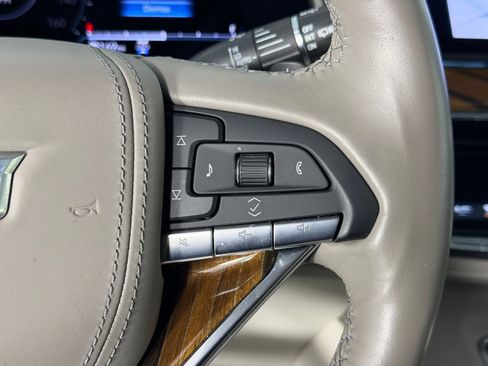 Used 2024 Cadillac Escalade Premium Luxury Platinum image 26