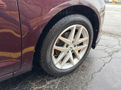 Used 2012 Ford Fusion SEL image 15