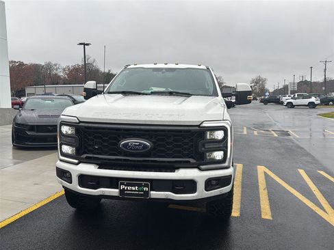 Used 2023 Ford F250 Lariat w/ Lariat Ultimate Package image 3