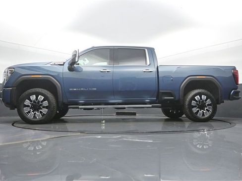 New 2025 GMC Sierra 2500 Denali w/ Denali Reserve Package image 47