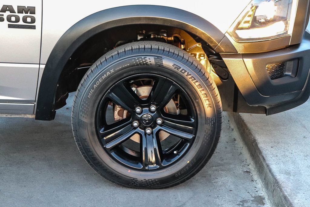 Used 2024 RAM 1500 Warlock AWD/4WD image 11