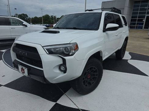 Used 2022 Toyota 4Runner TRD Pro AWD/4WD image 4
