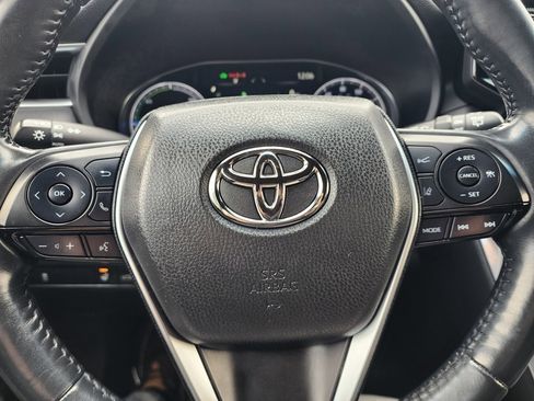 Used 2021 Toyota Venza XLE w/ Softex Package image 21