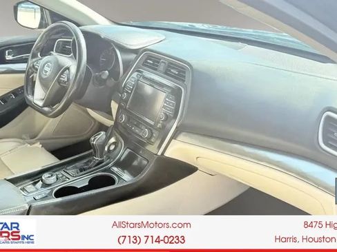 Used 2020 Nissan Maxima 3.5 SV w/ Floor Mat Group FWD image 9