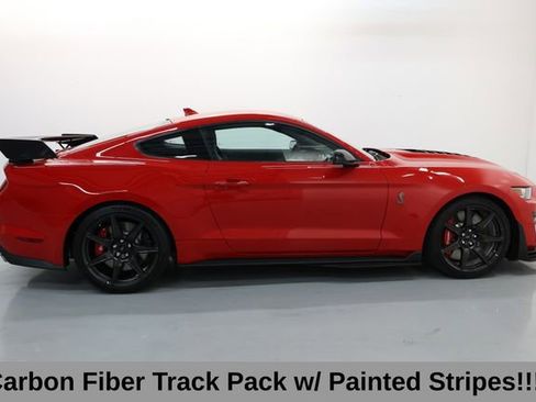Used 2022 Ford Mustang Shelby GT500 w/ Carbon Fiber Track Pack RWD image 4