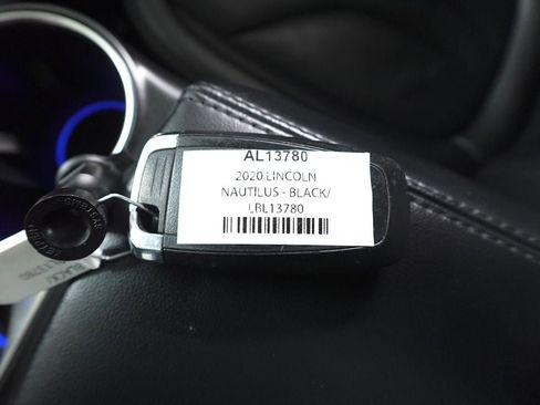 Used 2020 Lincoln Nautilus Reserve w/ Equipment Group 201A image 35