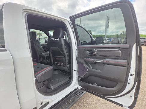 New 2026 RAM 1500 RHO AWD/4WD image 18