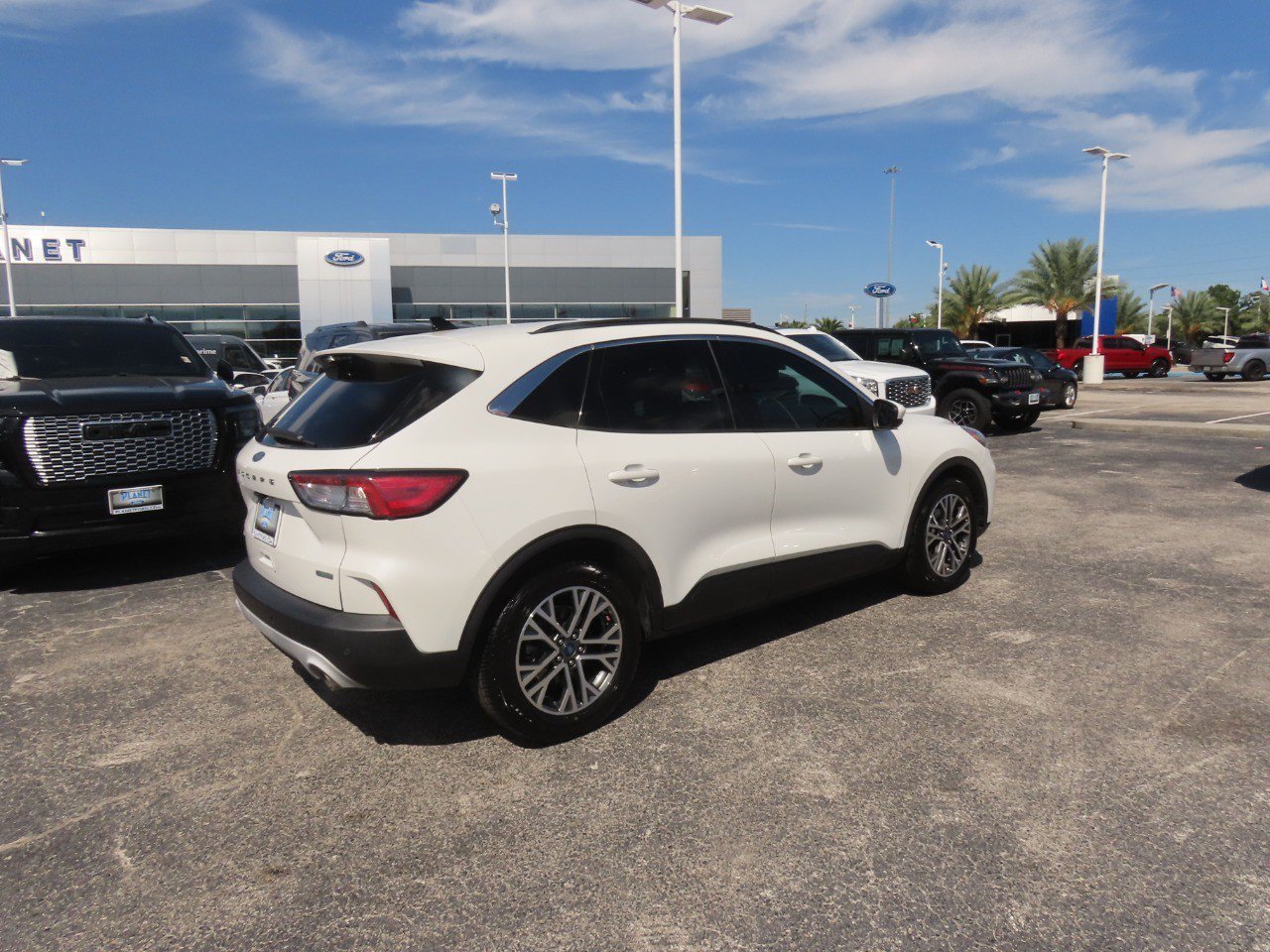 Used 2020 Ford Escape SEL FWD image 11
