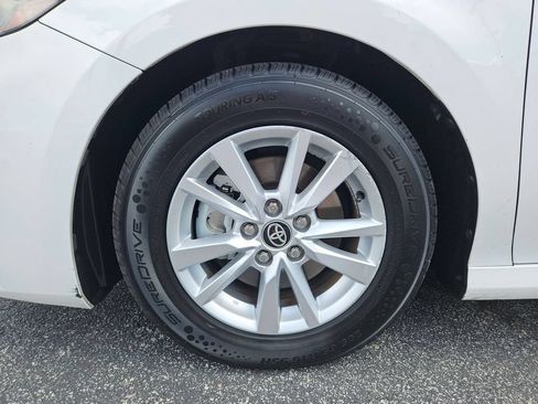 Used 2025 Toyota Camry LE FWD image 28