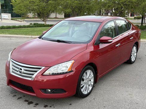 Used 2013 Nissan Sentra SL w/ Premium Pkg image 3