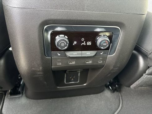 New 2026 Chevrolet Tahoe Premier image 23