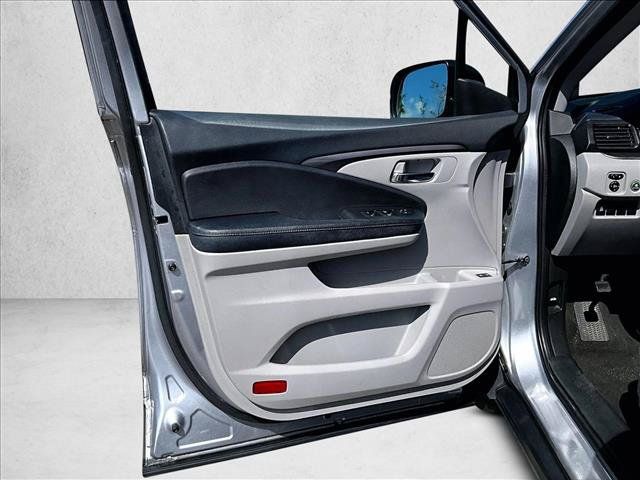 Used 2016 Honda Pilot EX-L image 17