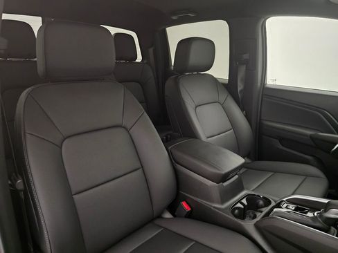 New 2025 Chevrolet Colorado LT w/ LT Convenience Package image 52