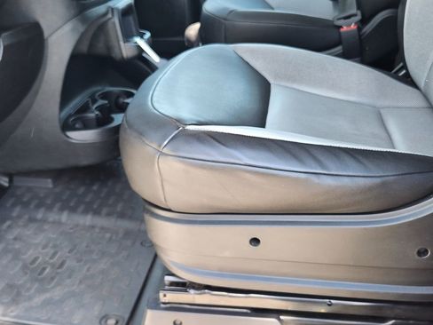 Used 2025 RAM ProMaster 2500 w/ Convenience Group FWD image 8