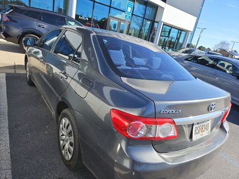 Used 2012 Toyota Corolla LE image 10