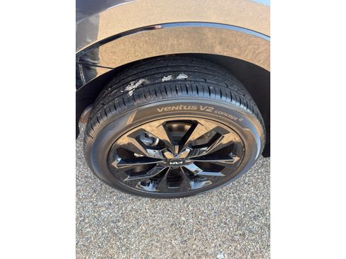Used 2023 Kia Sorento SX AWD/4WD image 11