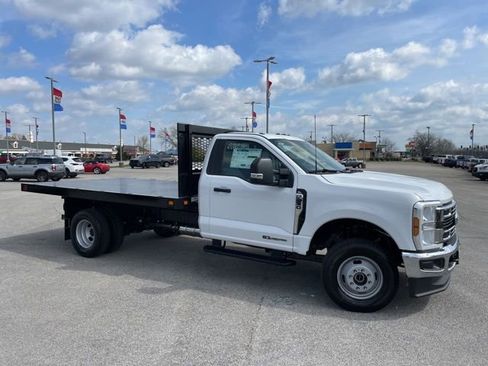New 2026 Ford F350 XL image 2