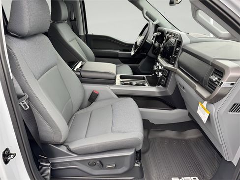 New 2025 Ford F150 XLT w/ Equipment Group 302A MID image 30