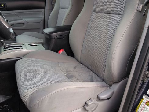 Used 2012 Toyota Tacoma 4x4 Double Cab image 17