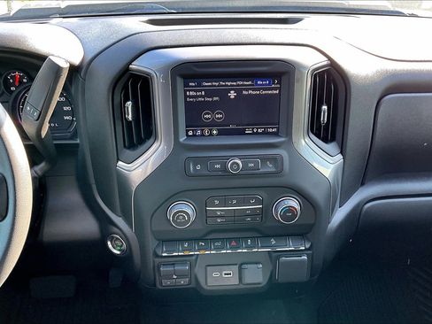 Certified 2025 Chevrolet Silverado 2500 Custom w/ Custom Value Package image 15