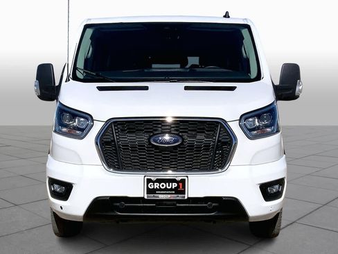 Used 2023 Ford Transit 350 XLT image 3