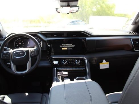 New 2026 GMC Sierra 1500 Denali w/ Denali Reserve Package image 11