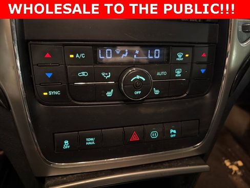 Used 2011 Jeep Grand Cherokee Laredo image 16