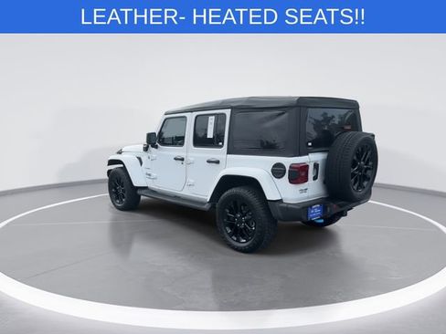 Used 2022 Jeep Wrangler Unlimited Sahara w/ Cold Weather Group image 5