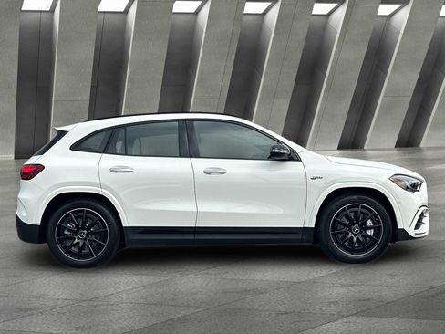 New 2026 Mercedes-Benz GLA 35 AMG 4MATIC image 3