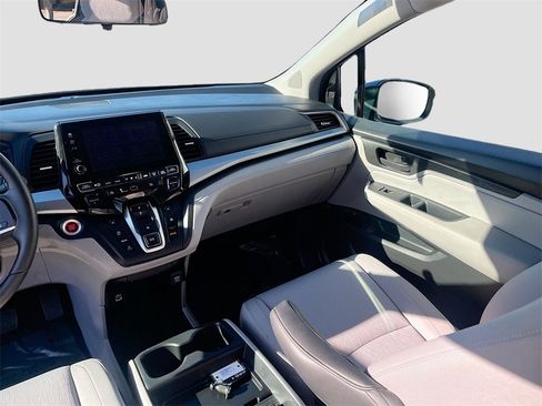 Used 2024 Honda Odyssey EX image 22