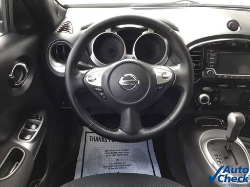 Used 2017 Nissan Juke SV image 41