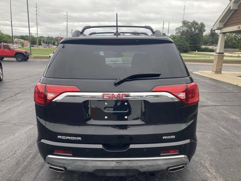 Used 2017 GMC Acadia Denali w/ Technology Package image 4