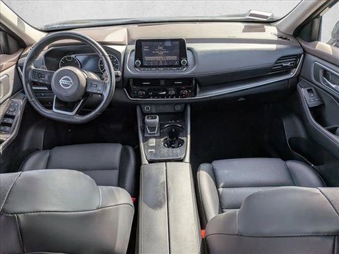 Used 2021 Nissan Rogue SV w/ Premium Package image 15