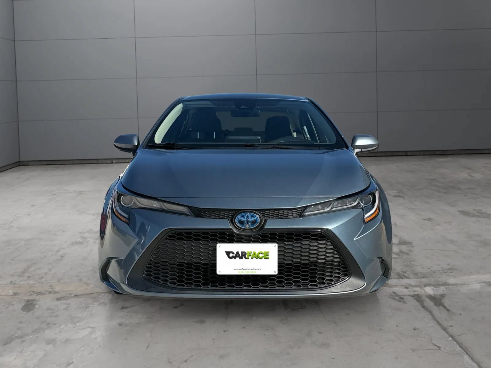 Used 2020 Toyota Corolla LE FWD image 2