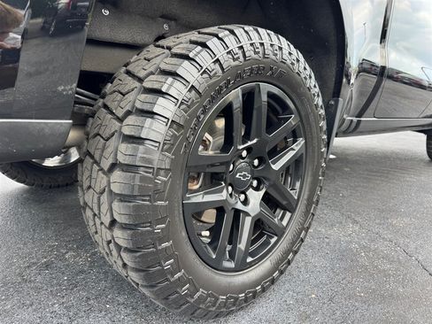 Used 2024 Chevrolet Silverado 1500 Custom Trail Boss AWD/4WD image 10