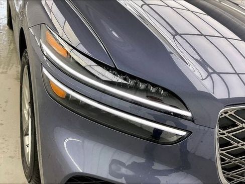 New 2026 Genesis GV70 2.5T Select AWD/4WD image 16