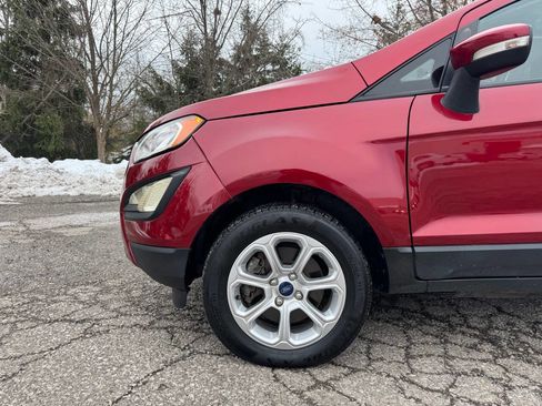 Used 2019 Ford EcoSport SE image 32