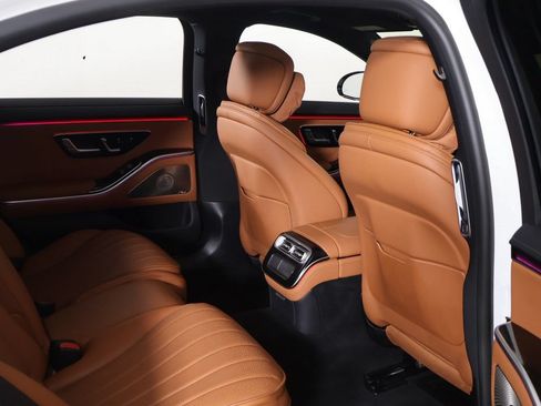 Used 2023 Mercedes-Benz S 500 4MATIC image 36