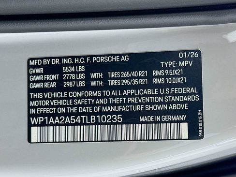 New 2026 Porsche Macan image 34